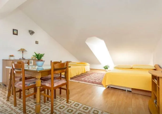 Madrugada House With Sea View Apartment Seget Vranjica
