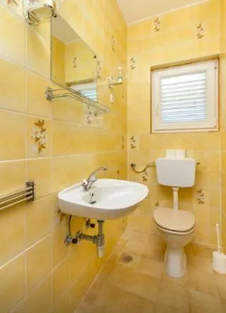 Madrugada House With Sea View Apartment Seget Vranjica