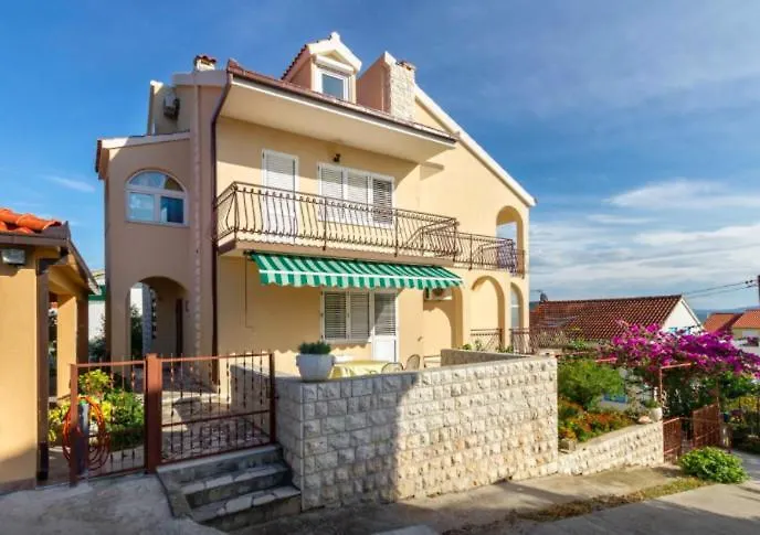 Madrugada House With Sea View Apartment Seget Vranjica 0*,